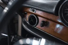 Voiture Mercedes 280 SE W108