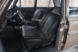 Voiture Mercedes 280 SE W108