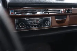 Voiture Mercedes 280 SE W108