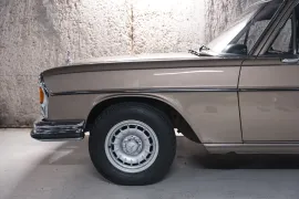 Voiture Mercedes 280 SE W108