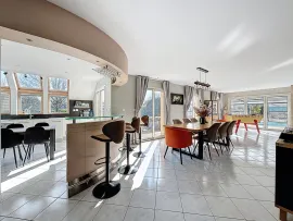 Vente PONT HEBERT, maison de 200m2 avec piscine