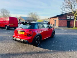 Voiture MINI Hatch 1.5 Cooper Sport Hatchback 5dr Petrol Manual Euro 6 (s/s) (136 ps) MOT 2/27 FSH 40K 1 OWNER ULEZ