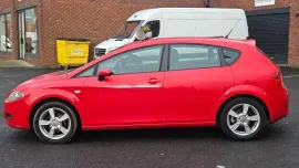 Voiture SEAT Leon 1.6 8V Sport Hatchback 5dr Petrol Manual Euro 4 (102 bhp) MOT 1/27 PART SERVICE 102 ONLY