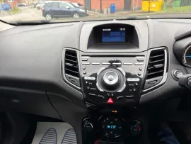 Voiture Ford Fiesta 1.0T EcoBoost Titanium X Hatchback 5dr Petrol Manual Euro 5 (s/s) (125 ps) MOT 10/26 41K PSH CATS ULEZ