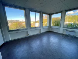 Location Location Bureaux Gémenos 13420