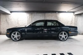 Voiture Jaguar XJR V8 4.2 400