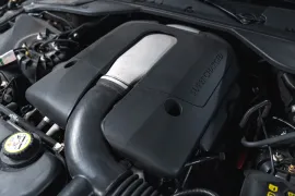 Voiture Jaguar XJR V8 4.2 400