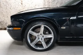 Voiture Jaguar XJR V8 4.2 400