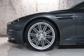Voiture Aston Martin DBS V12 5.9 517 Touchtronic