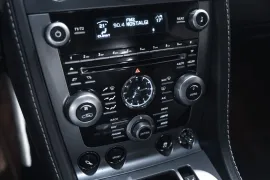 Voiture Aston Martin DBS V12 5.9 517 Touchtronic