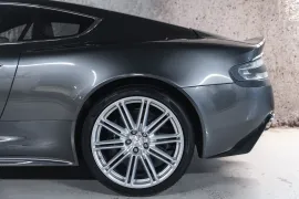 Voiture Aston Martin DBS V12 5.9 517 Touchtronic