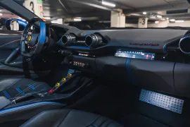 Voiture Ferrari 812 Superfast V12 6.5 800