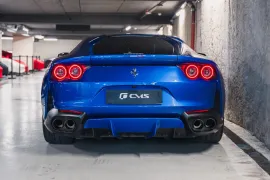 Voiture Ferrari 812 Superfast V12 6.5 800