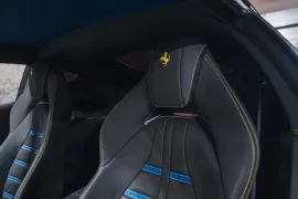 Voiture Ferrari 812 Superfast V12 6.5 800