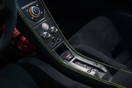 Voiture McLaren 675LT V8 3.8 675