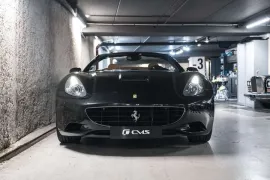 Voiture Ferrari California V8 4.3 490ch