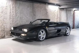 Ferrari F355 Spider V8 3.5 380 Paris 16e