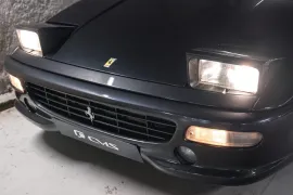 Voiture Ferrari F355 Spider V8 3.5 380