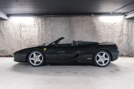 Voiture Ferrari F355 Spider V8 3.5 380