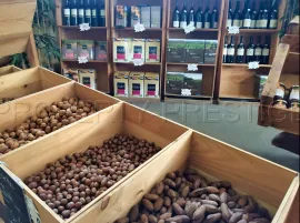 Vente PYRENEES ORIENTALES DOMAINE ARBORICOLE 10.5 HA