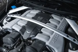Voiture Aston Martin DB9 (I) V12 6.0 470 Touchtronic
