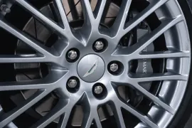 Voiture Aston Martin DB9 (I) V12 6.0 470 Touchtronic