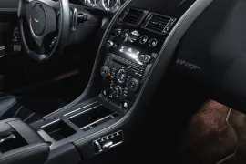 Voiture Aston Martin Virage V12 6.0 500