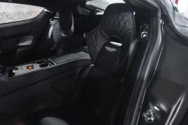Voiture Aston Martin Rapide S Shadow Edition V12 6.0 574