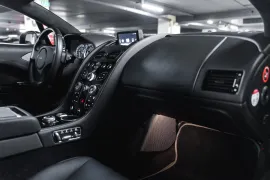 Voiture Aston Martin Rapide S Shadow Edition V12 6.0 574