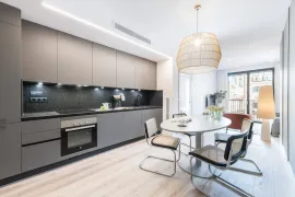 Location Carrer de Villarroel, Barcelona