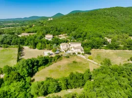 Vente DROME PROVENCALE DOMAINE D'EXCEPTION 15 HA