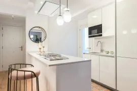 Location Carrer de Bordeus, Barcelona