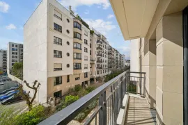 Vente Appartement 5 pièces avec balcon - Suresnes