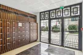 Vente Appartement 5 pièces avec balcon - Suresnes