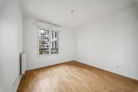 Vente Appartement 5 pièces avec balcon - Suresnes