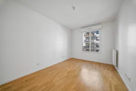 Vente Appartement 2 pièces avec balcon - Suresnes
