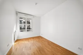 Vente Appartement 3 pièces avec balcon - Suresnes