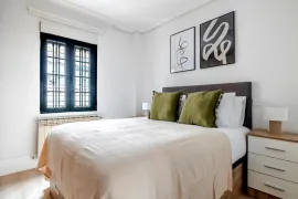 Location Calle de Oltra, Madrid