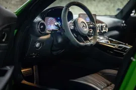Voiture Mercedes AMG GT R Roadster V8 4.0 585 - 1 of 750