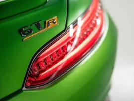 Voiture Mercedes AMG GT R Roadster V8 4.0 585 - 1 of 750