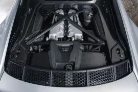 Voiture Audi R8 V10 Plus 5.2 FSI 550 Quattro S tronic 7