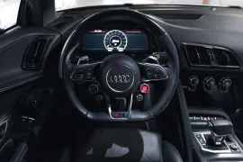 Voiture Audi R8 V10 Plus 5.2 FSI 550 Quattro S tronic 7