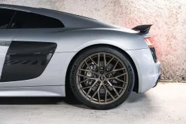 Voiture Audi R8 V10 Plus 5.2 FSI 550 Quattro S tronic 7