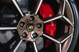 Voiture Lamborghini Urus Performante 60th Anniversary