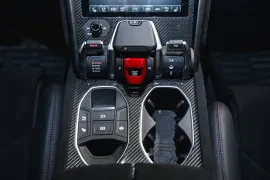 Voiture Lamborghini Urus Performante 60th Anniversary