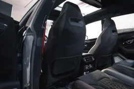 Voiture Lamborghini Urus Performante 60th Anniversary