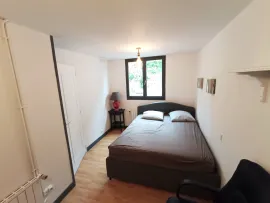 Location Maison meublée 3 chambres, cour et cave
