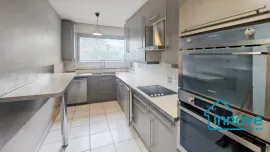 Vente APPARTEMENT A VENDRE - LE CHESNAY-ROCQUENCOURT - BELLES SURFACES