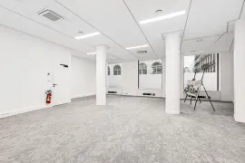 Location Location Bureaux Paris 75008