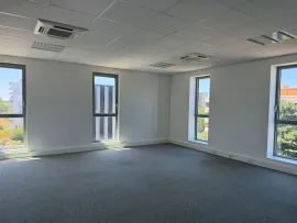 Location Location Bureaux Nantes 44200